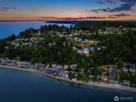 Photo of 2832 SW 171st Street, Burien, WA 98166 (MLS # 2536697)