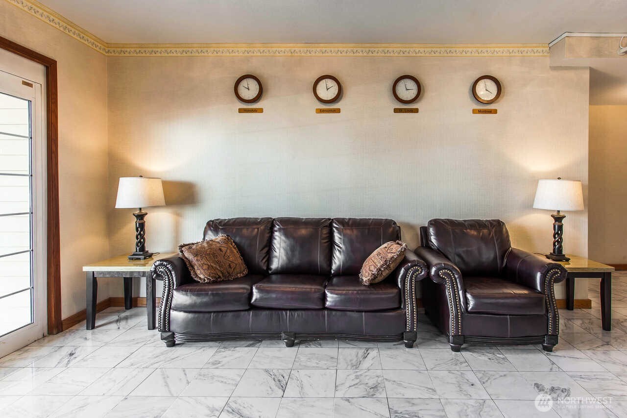 3710 Meridian Street