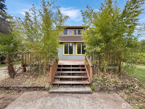 Photo of 4850 Victory Drive SW, Port Orchard, WA 98367 (MLS # 2446952) Photo of 4850 Victory Drive SW, Port Orchard, WA 98367 (MLS # 2446952)