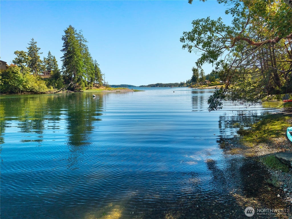 Photo of 430 E Madrona Pkwy PKWY, Grapeview, WA 98546 (MLS # 2560709)