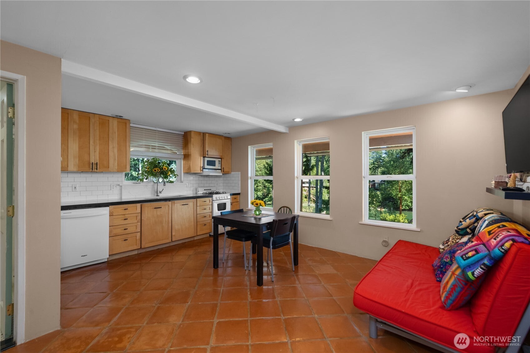 430 E Madrona Pkwy