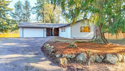Photo of 2727 S 357th Place, Federal Way, WA 98003 (MLS # 2471839)
