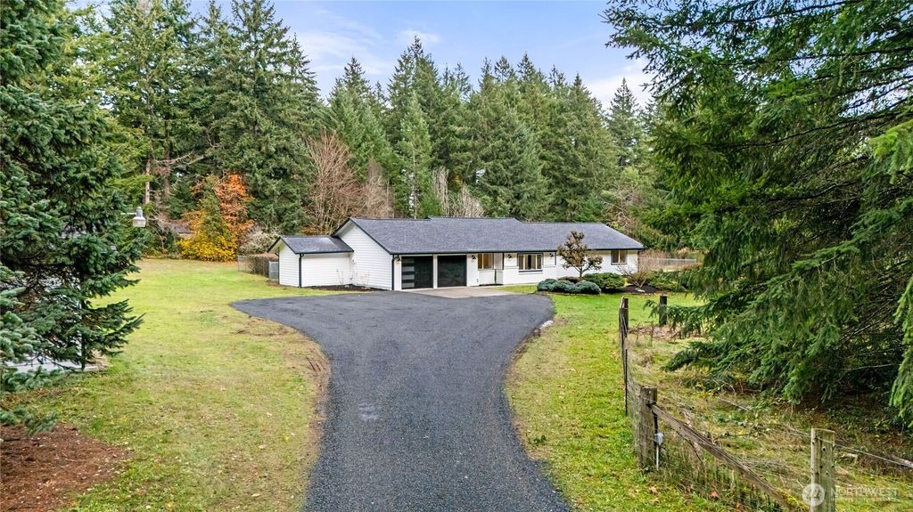 Photo of 6430 33rd Avenue NW, Olympia, WA 98502 (MLS # 2479682)