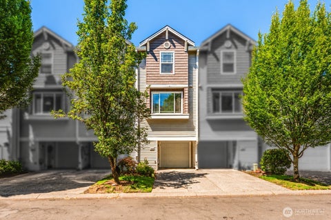 Photo of 8722 NE 17th Street, Vancouver, WA 98664 (MLS # 2559866)