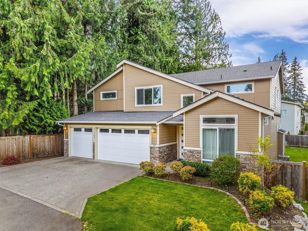 Photo of 21707 2nd Avenue SE, Bothell, WA 98021 (MLS # 2518473)