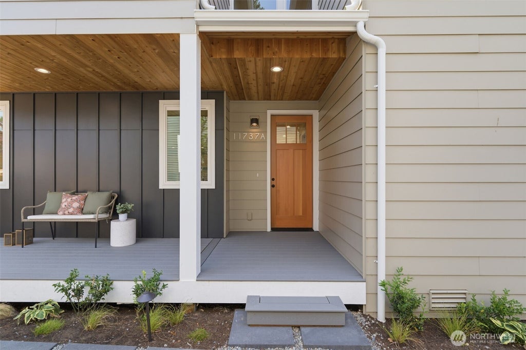 Photo of 11737 40th Avenue NE #A, Seattle, WA 98125 (MLS # 2565051)