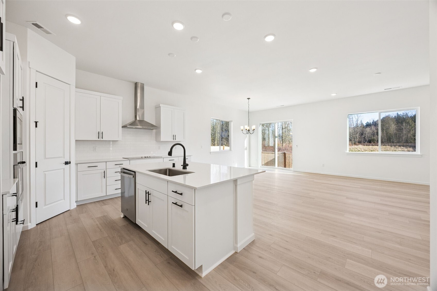 710 S Davis Street 106