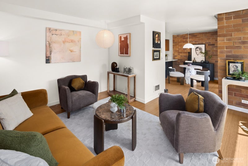 905 Cherry Street 205