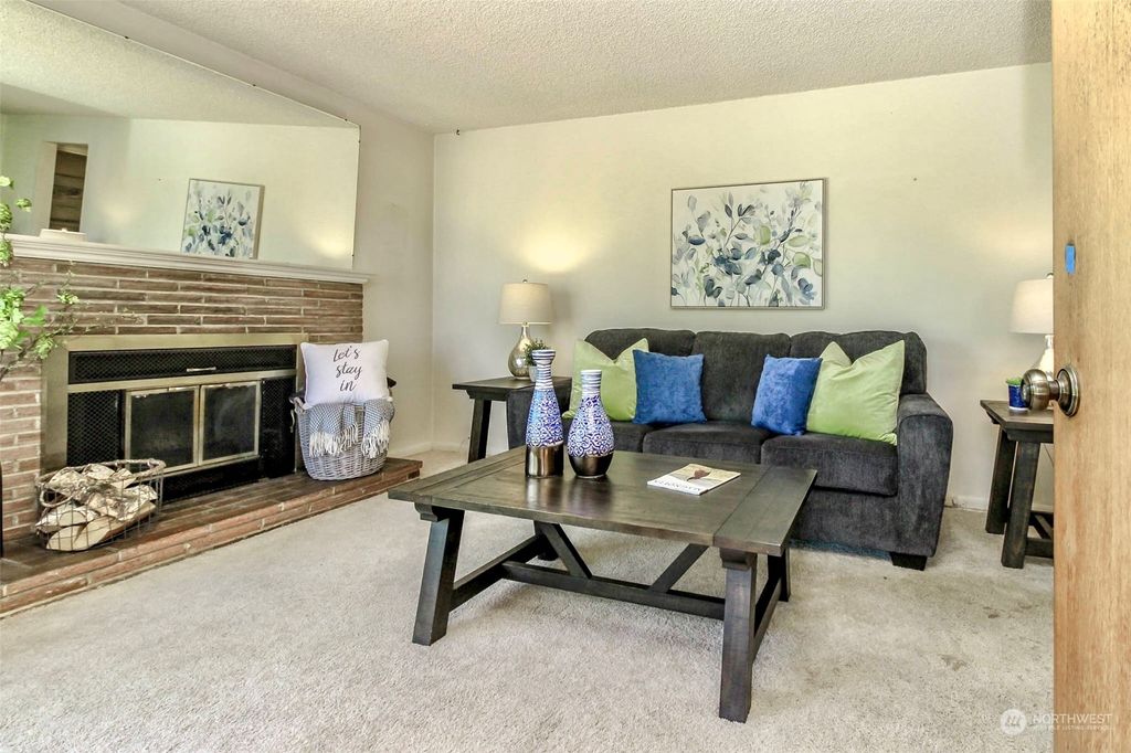 Photo of 9848 40th Avenue SW, Seattle, WA 98136 (MLS # 2010024)