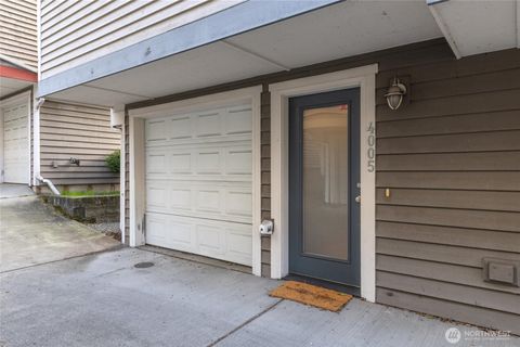 Photo of 4005 7th Avenue NE, Seattle, WA 98105 (MLS # 2491798)