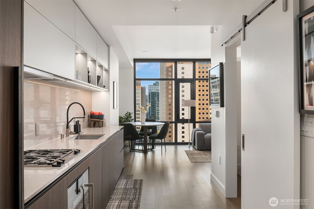 Photo of 889 Avenue Square NE #708, Bellevue, WA 98004 (MLS # 2471910)