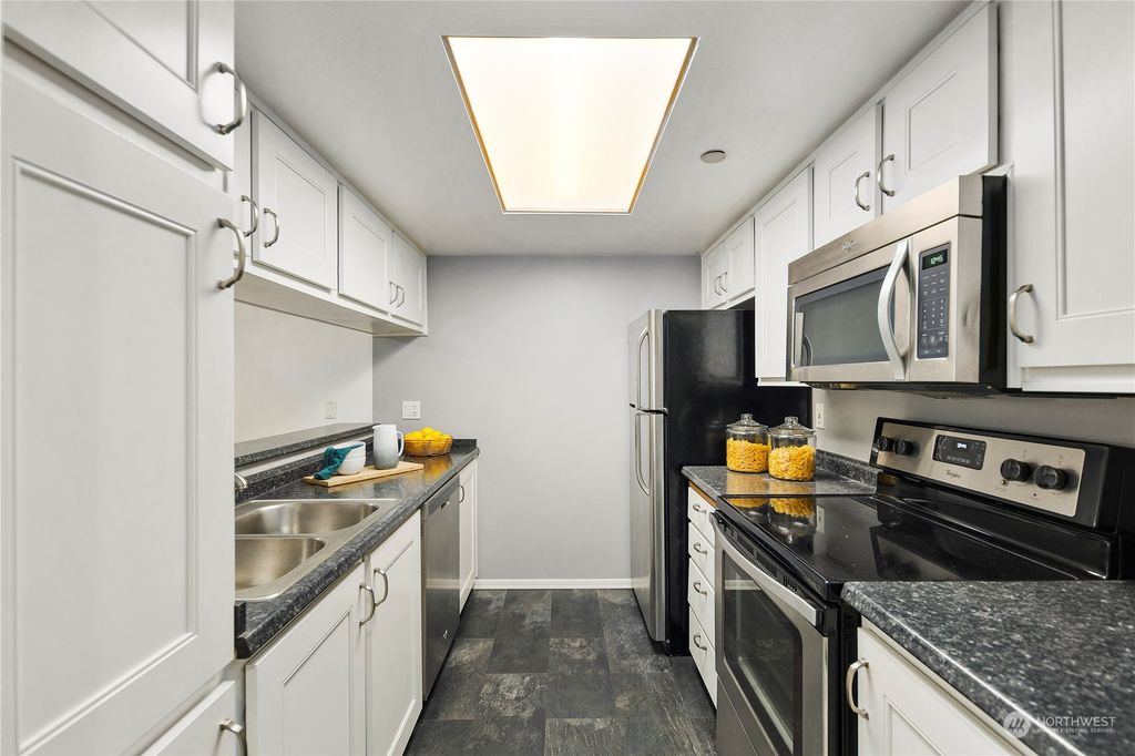 Photo of 21203 58th Avenue W #7, Mountlake Terrace, WA 98043 (MLS # 1964755)