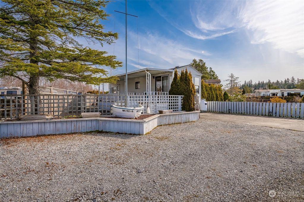 listing image 9364040181487455842