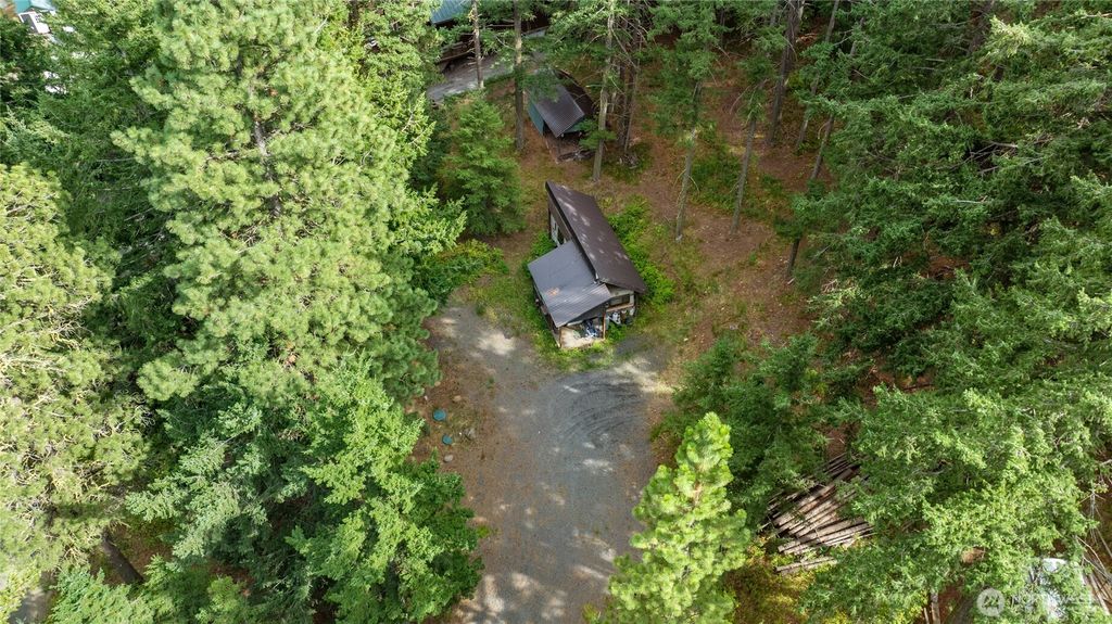Photo of 100 Klancie Lane, Cle Elum, WA 98922 (MLS # 2513898)