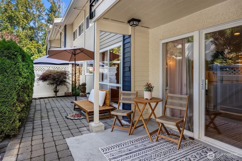 Photo of 831 126th Place NE #B103, Bellevue, WA 98005 (MLS # 2437697)