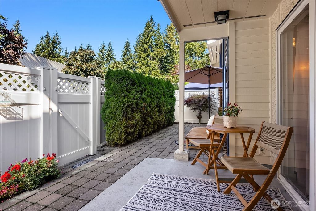 Photo of 831 126th Place NE #B103, Bellevue, WA 98005 (MLS # 2437697)
