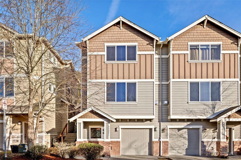 Photo of 24041 40th Lane SE, Bothell, WA 98021 (MLS # 2030715)