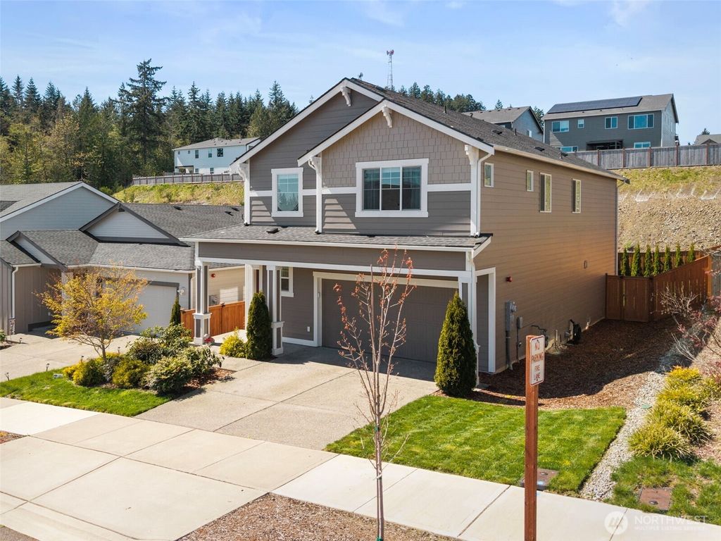 Photo of 1324 Baker Heights Loop, Bremerton, WA 98312 (MLS # 2502283)