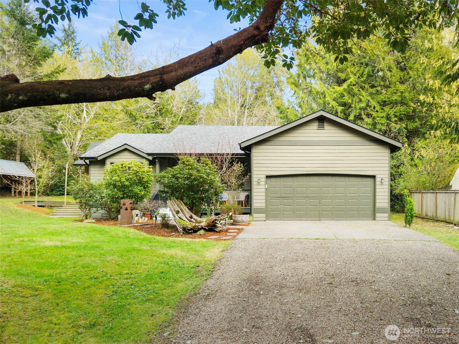 17028 Suquamish Way NE