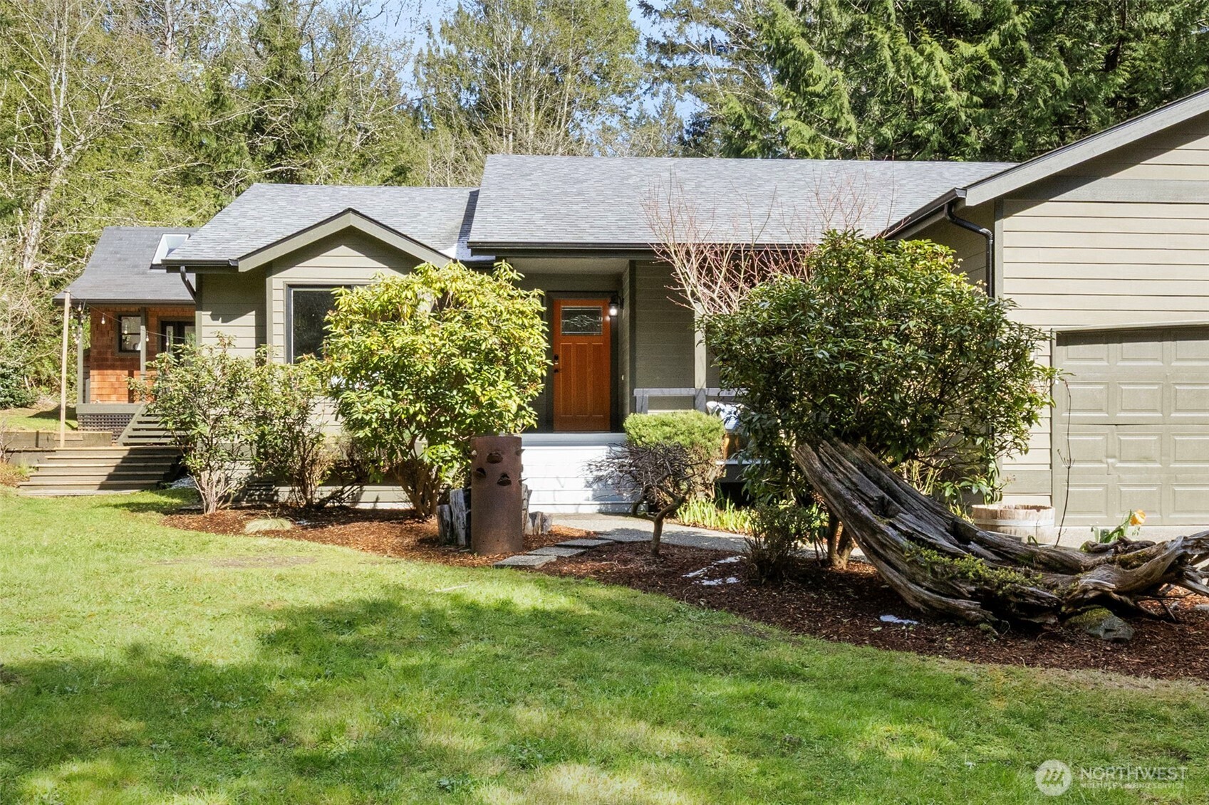 17028 Suquamish Way NE