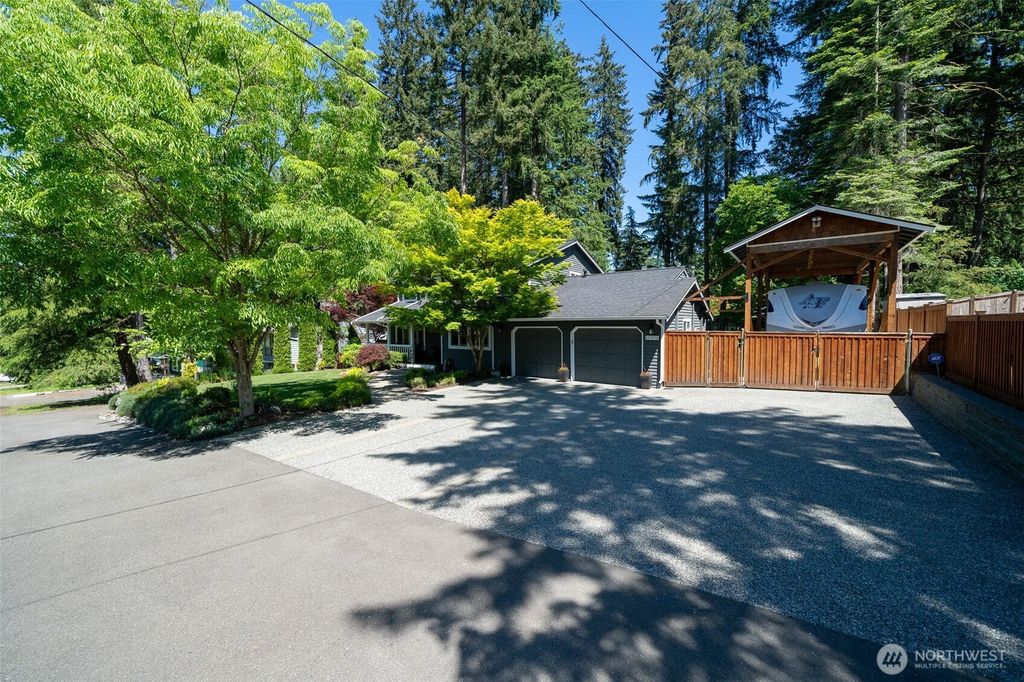 Photo of 16036 177th Place NE, Woodinville, WA 98072 (MLS # 2527438)
