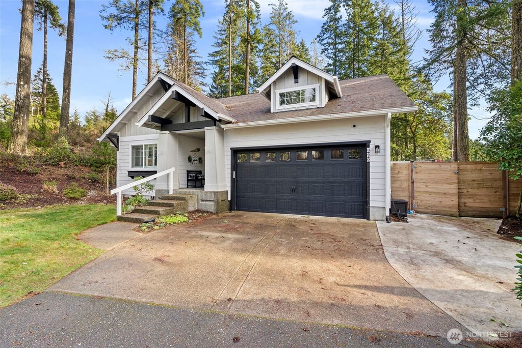 Photo of 20 E Tall Timber Lane, Shelton, WA 98584 (MLS # 2464739)