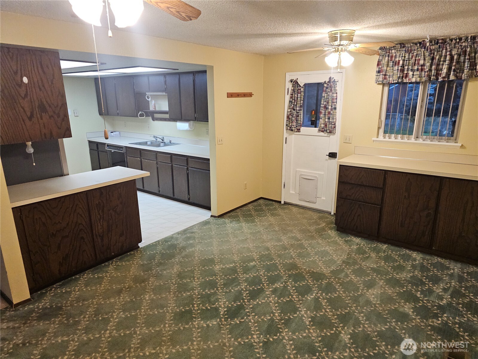 6808 S Montgomery Street