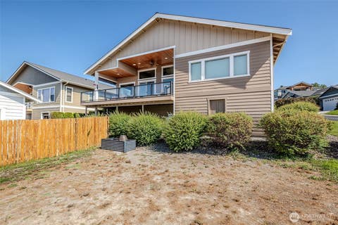 Photo of 600 Havenwood Drive, Manson, WA 98831 (MLS # 2480063)