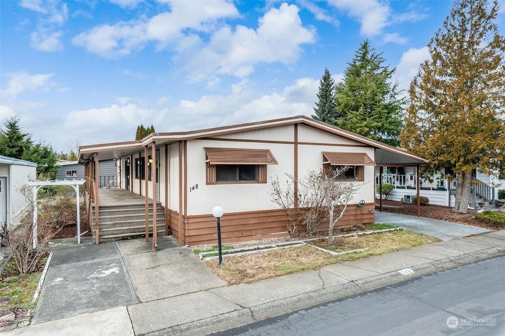 Photo of 11436 SE 208th Street #148, Kent, WA 98031 (MLS # 2025353)