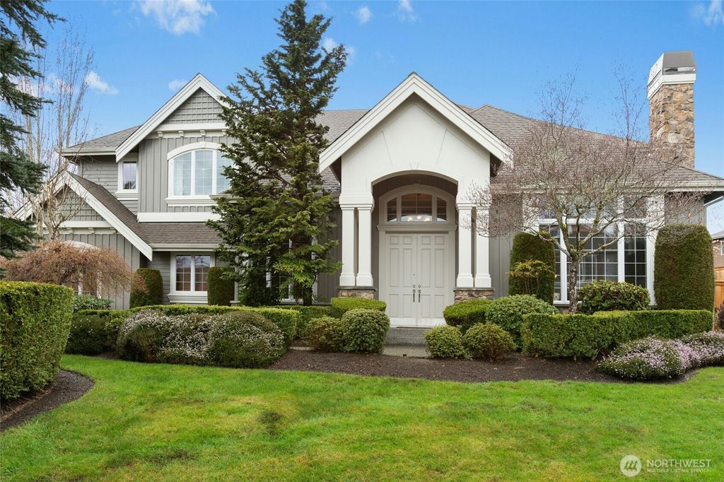 Photo of 27240 SE 13th Place, Sammamish, WA 98075 (MLS # 2355894)