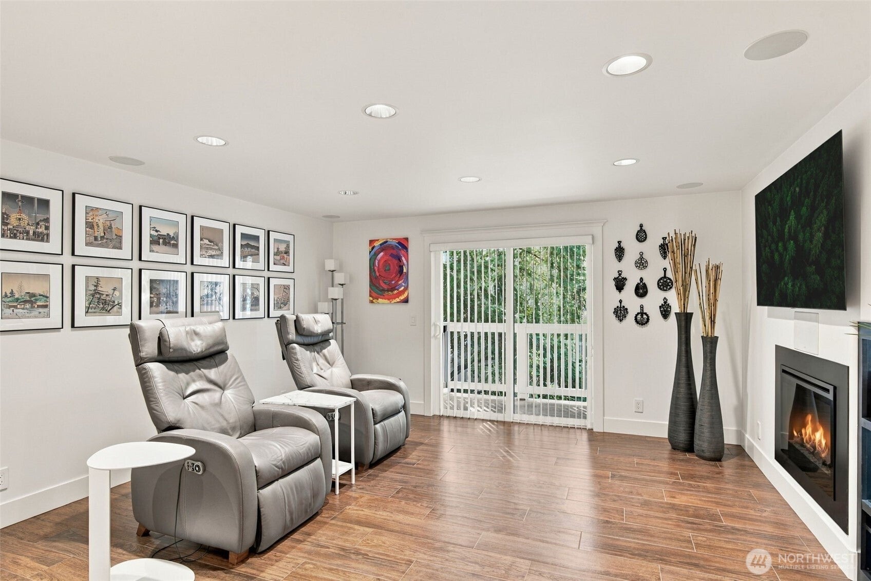 14527 NE 40th Street G105