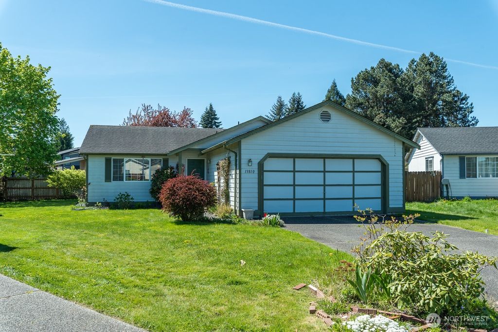 Photo of 13810 52nd Avenue NE, Marysville, WA 98271 (MLS # 2362773)