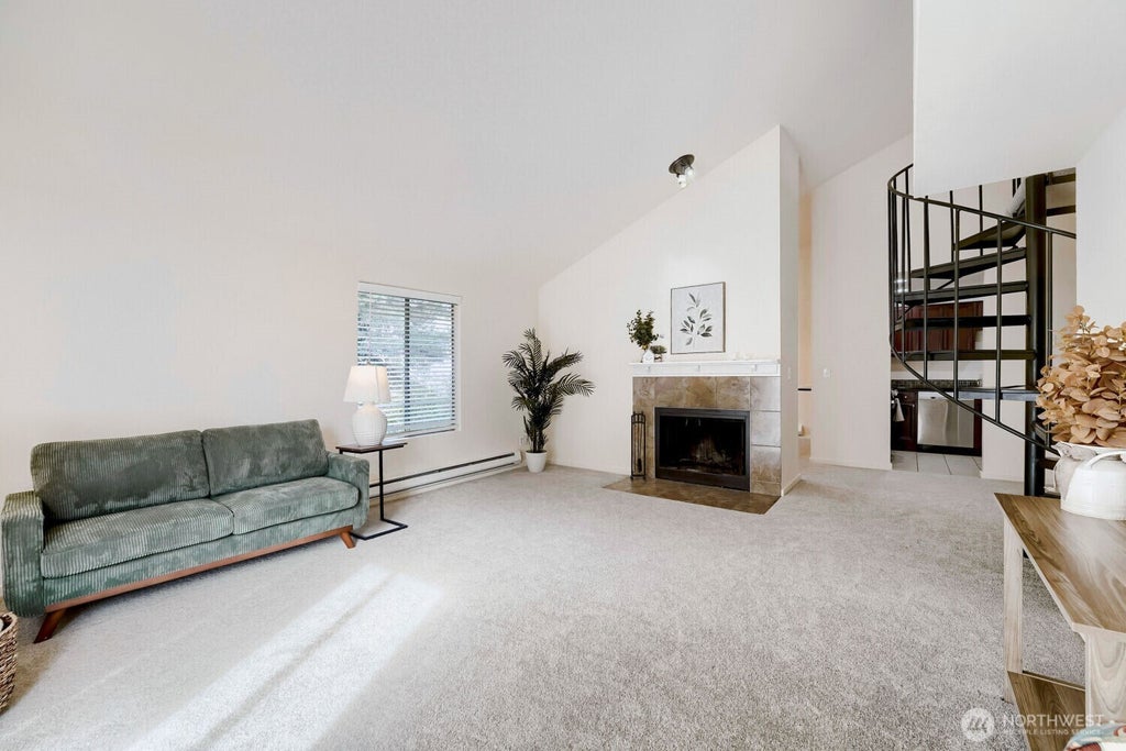 Photo of 25805 115th Avenue SE #G301, Kent, WA 98030 (MLS # 2587452)