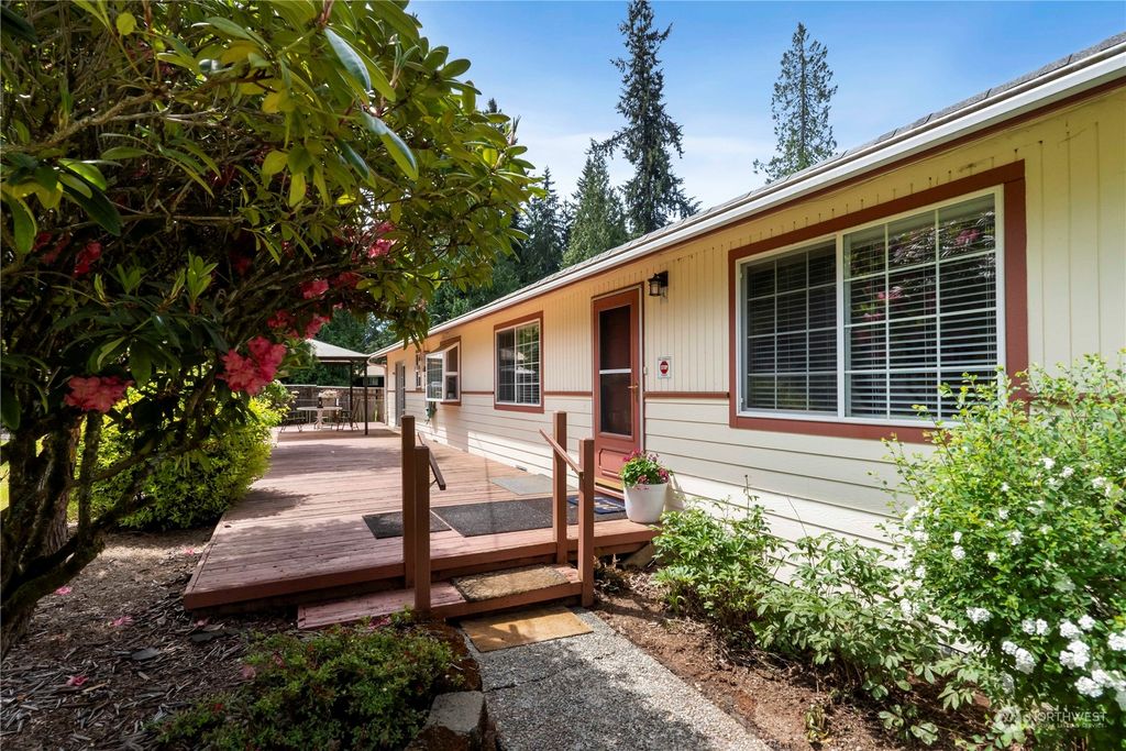 Photo of 19447 SE 176th Street, Renton, WA 98058 (MLS # 2237994)