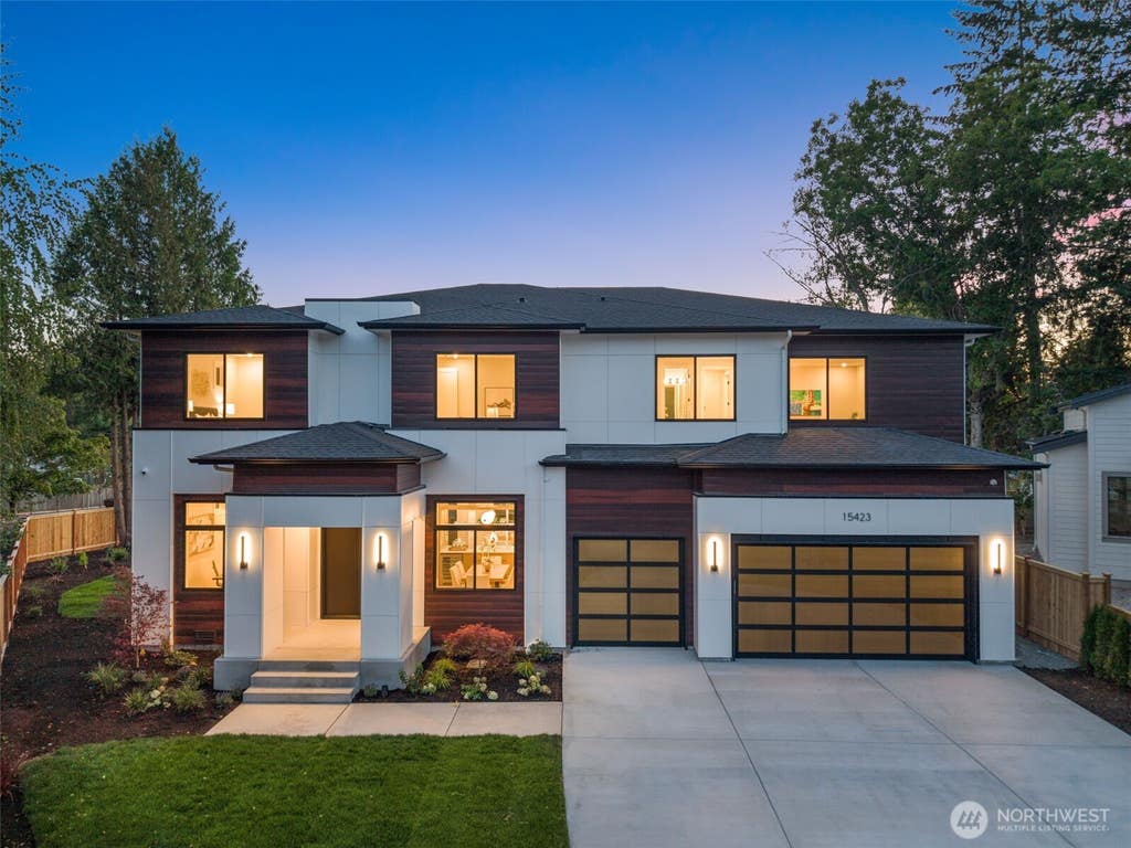Photo of 15423 SE 7th Place, Bellevue, WA 98007 (MLS # 2564604)