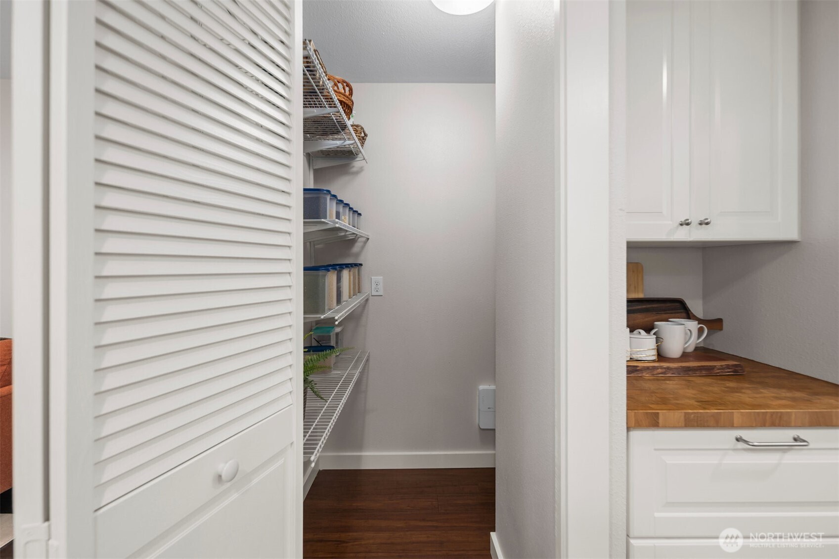 Redmond, Washington 98052, United States, 3 Bedrooms Bedrooms, ,2 BathroomsBathrooms,Residential,Pending,145361