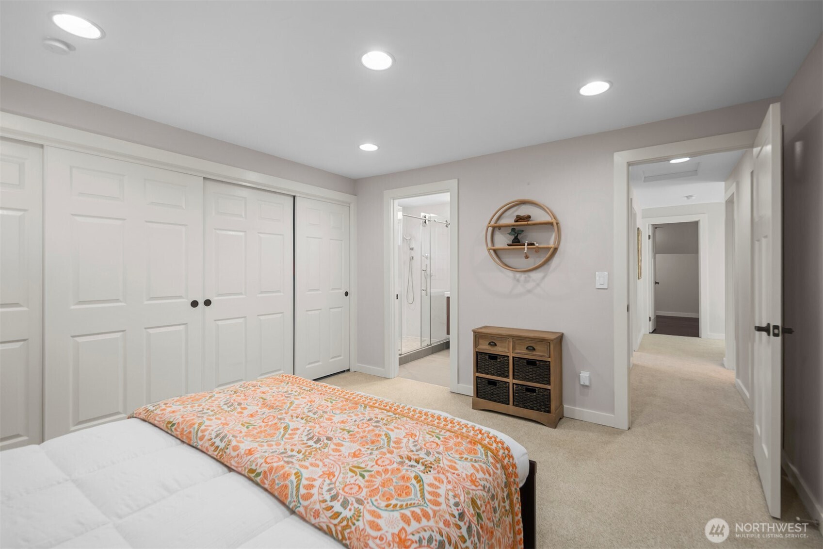 Redmond, Washington 98052, United States, 3 Bedrooms Bedrooms, ,2 BathroomsBathrooms,Residential,Pending,145361