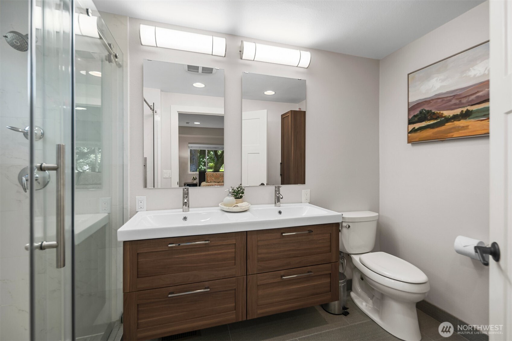 Redmond, Washington 98052, United States, 3 Bedrooms Bedrooms, ,2 BathroomsBathrooms,Residential,Pending,145361