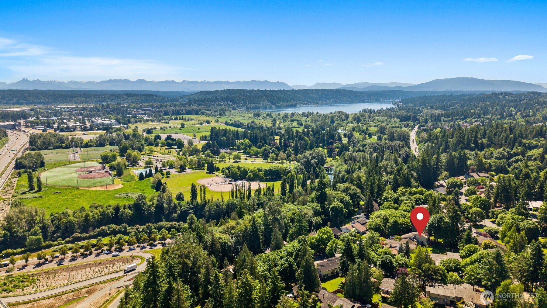 Redmond, Washington 98052, United States, 3 Bedrooms Bedrooms, ,2 BathroomsBathrooms,Residential,Pending,145361