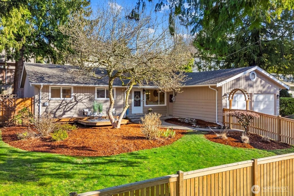 Photo of 23123 88th Avenue W, Edmonds, WA 98026 (MLS # 2481957)