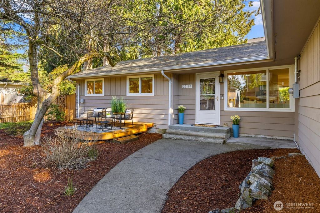 Photo of 23123 88th Avenue W, Edmonds, WA 98026 (MLS # 2481957)