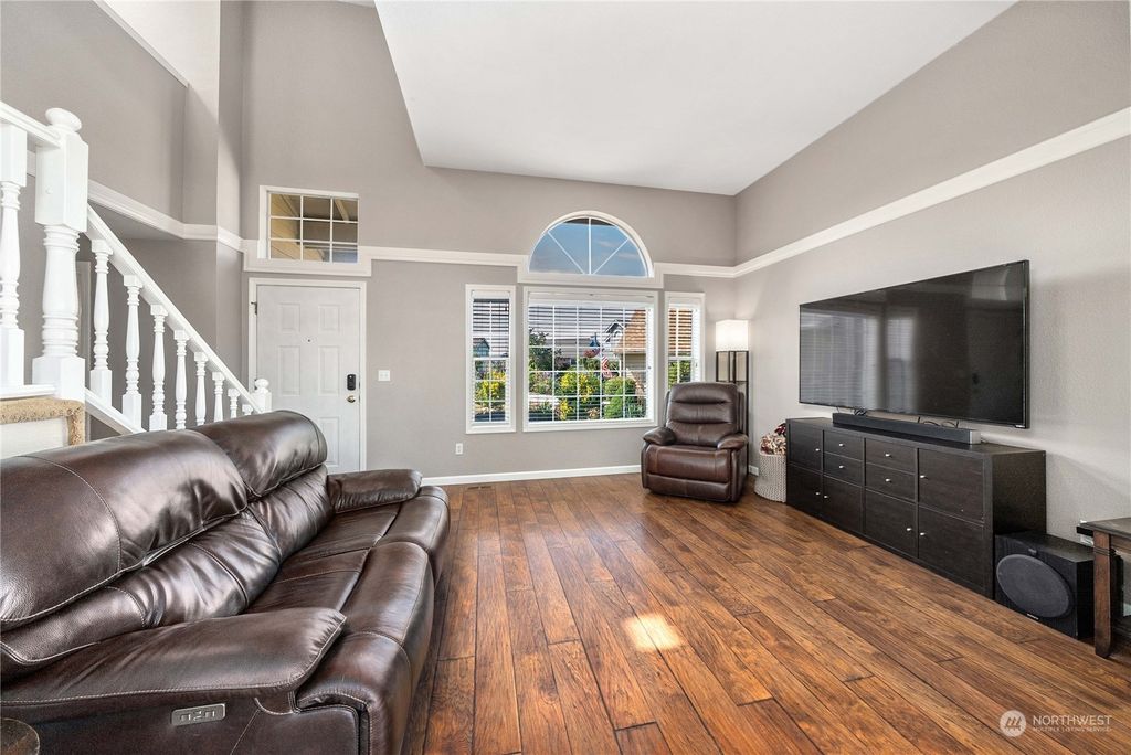 Photo of 2314 S 278th Court, Federal Way, WA 98003 (MLS # 2159526)