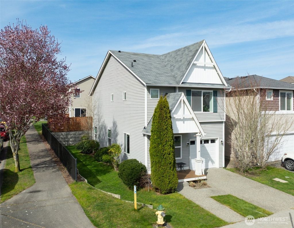 Photo of 10305 25th Place SE, Lake Stevens, WA 98258 (MLS # 2355999)