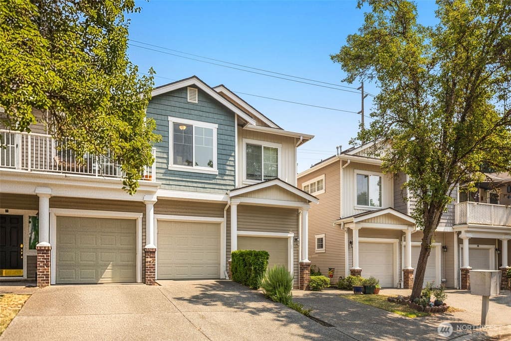 Photo of 5100 Talbot Place S #D, Renton, WA 98055 (MLS # 2566377)
