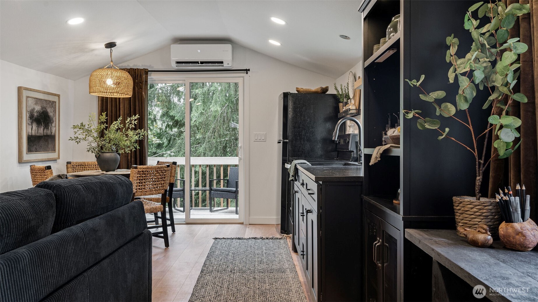 12907 Green Mountain Way