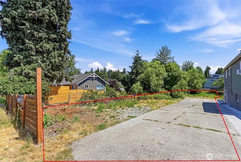 Photo of 13426 22nd Avenue S, Seattle, WA 98168 (MLS # 2553660)