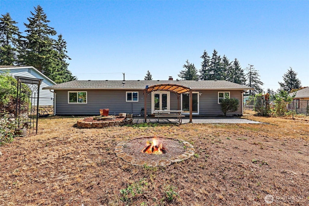 Photo of 29425 34th Avenue S, Auburn, WA 98001 (MLS # 2570169)