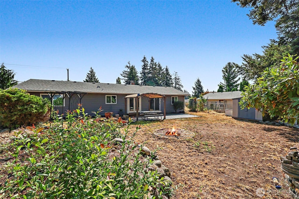 Photo of 29425 34th Avenue S, Auburn, WA 98001 (MLS # 2570169)
