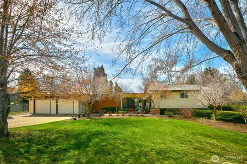 Photo of 4710 W Lincoln AVE, Yakima, WA 98908 (MLS # 2519331)