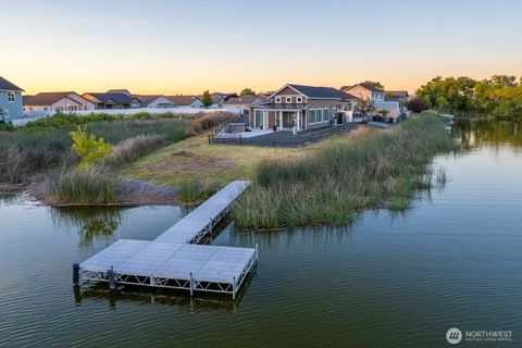 Photo of 1300 W Marina Drive #7, Moses Lake, WA 98837 (MLS # 2536356)